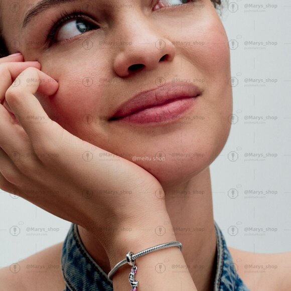 Pandora Disney Daisy Duck Dangle Charm - Picture 6 of 6